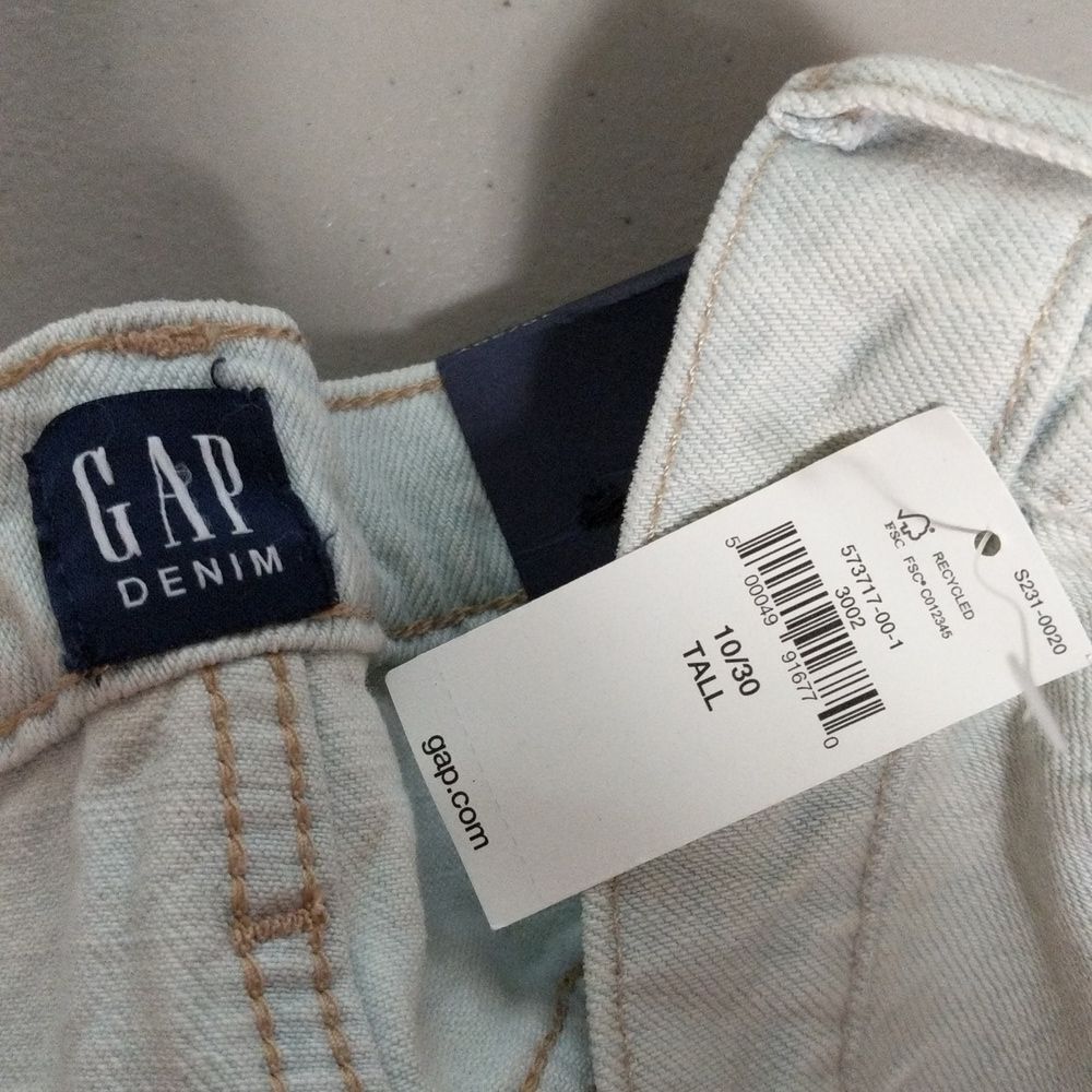 NWT GAP mom jean women's high rise tapered leg Tall destroyed light 10/30T - Picture 7 of 12